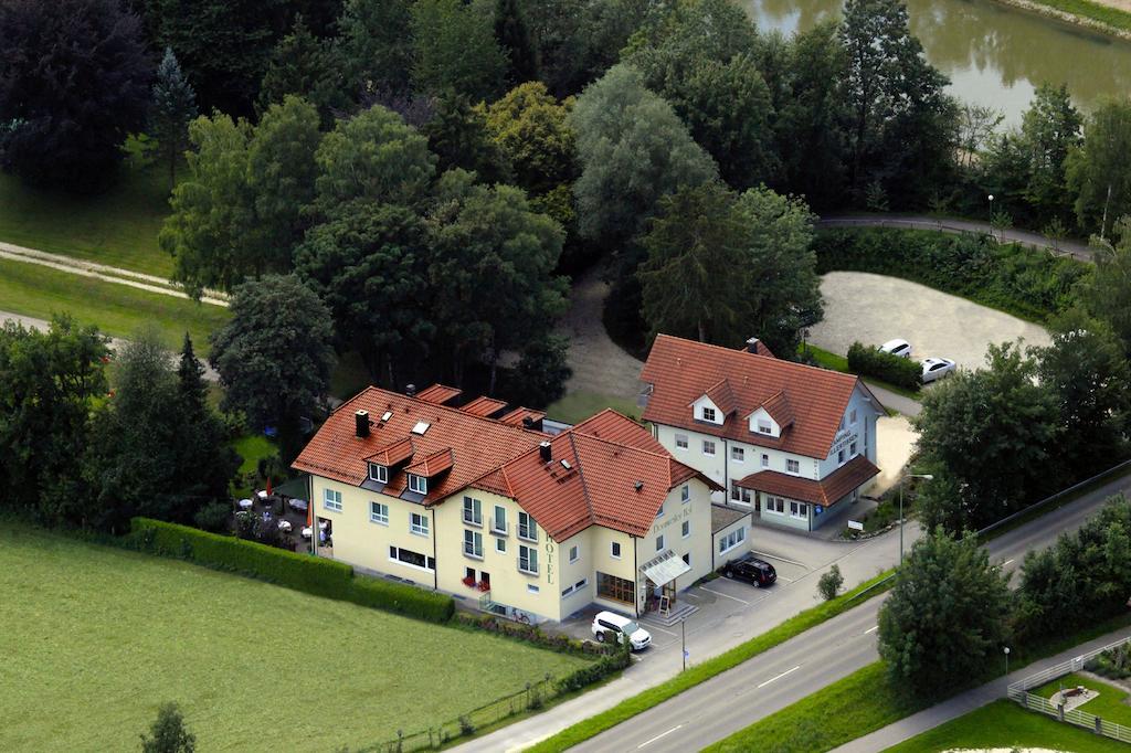 Hotel & Restaurant Dornweiler Hof Illertissen Exterior foto