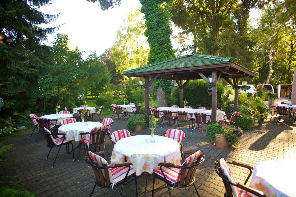 Hotel & Restaurant Dornweiler Hof Illertissen Exterior foto